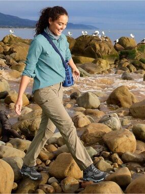 NWT women’s LLBean No Fly Zone pant in Briar size 12